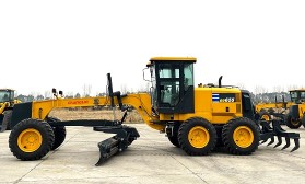 BÁN MÁY SAN GẠT CHANGLIN KOMATSU GD655 LIÊN DOANH - MÁY THI CÔNG TOÀN PHÁT 