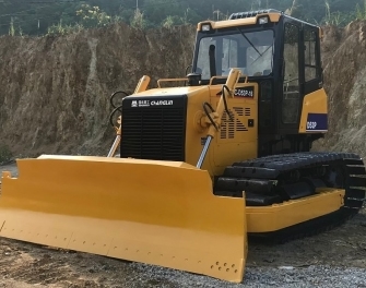 MÁY ỦI KOMATSU D53E-16 | ĐẠI LÝ PHÂN PHỐI XE ỦI D53P-16 - MÁY THI CÔNG TOÀN PHÁT 