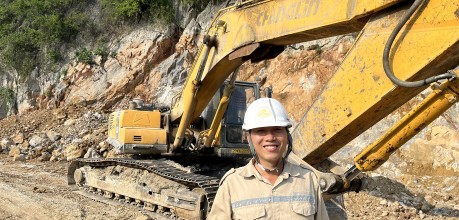 Đánh giá máy xúc Komatsu liên doanh sau 8 năm hoạt động - MÁY THI CÔNG TOÀN PHÁT 