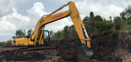 MÁY ĐÀO KOMATSU 1.25M3 LIÊN DOANH MODEL PC270LC-8 - MÁY THI CÔNG TOÀN PHÁT 